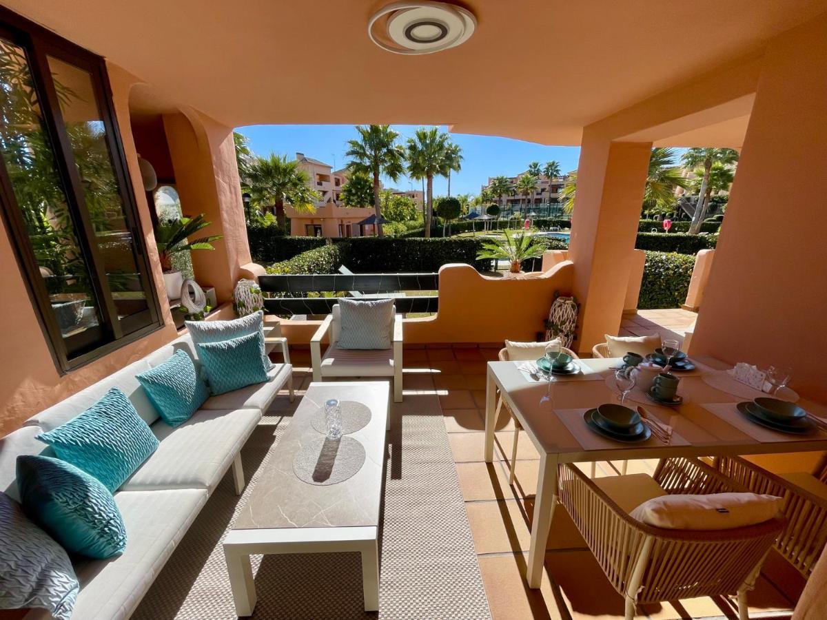 Casares Beach Golf Apartment With Private Garden Direct Pool Access エクステリア 写真