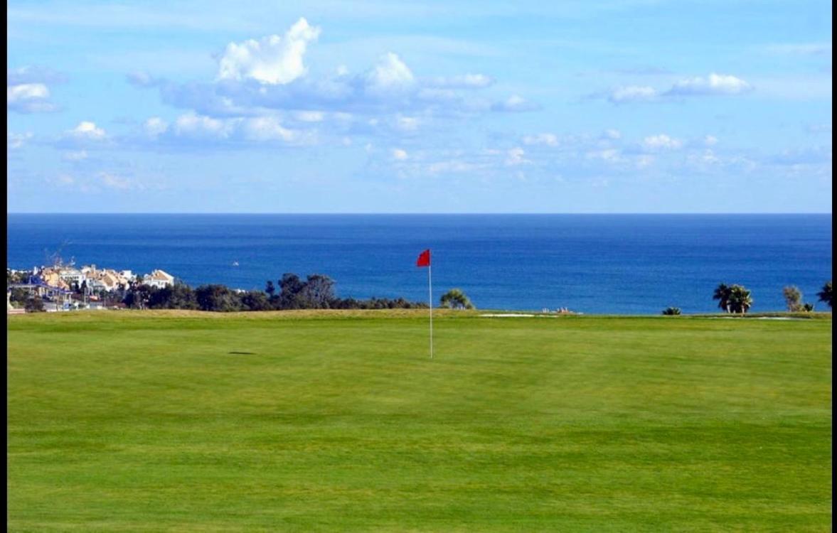 Casares Beach Golf Apartment With Private Garden Direct Pool Access エクステリア 写真